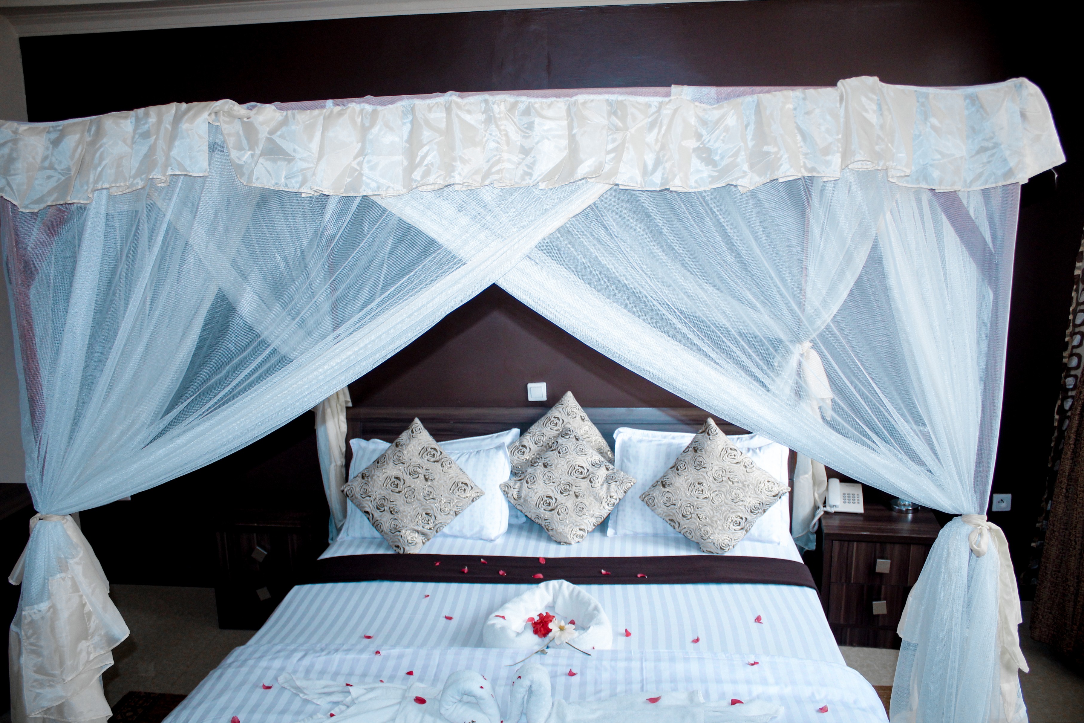 http://www.tropitel-gitega.com/storage/1682344319_presidential suite (17).jpg